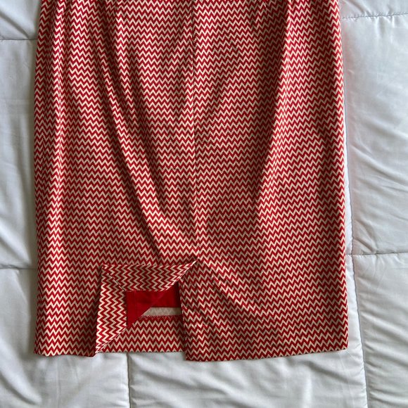 Coral Chevron Skirt - Picture 2 of 3
